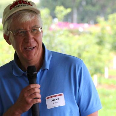 reiners speaking at field day